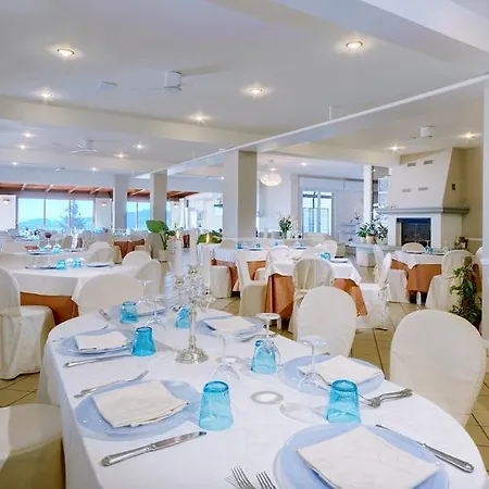 Le Cave Hotel