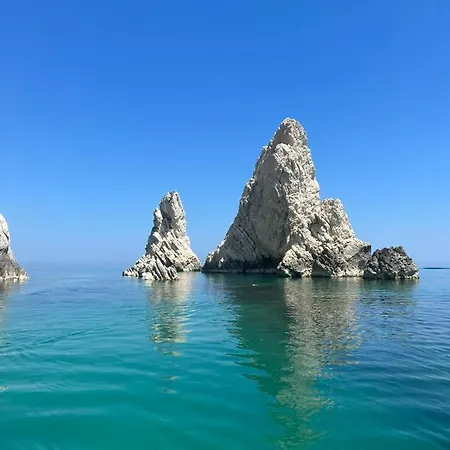 Le Cave Szálloda