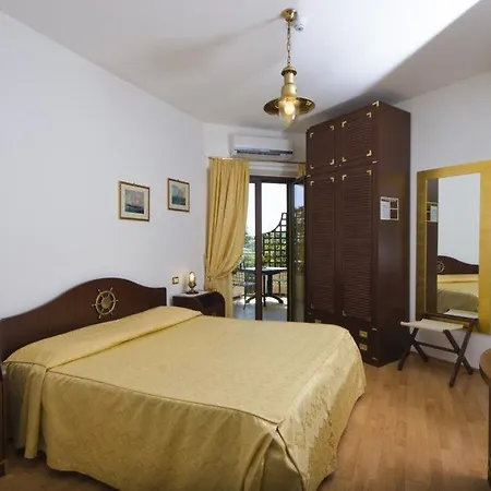 Hotel Le Cave