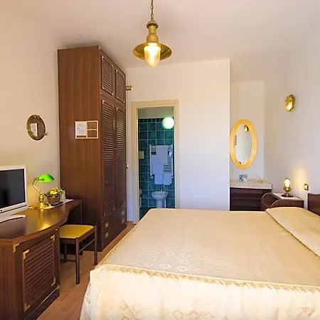 Le Cave Szálloda Sirolo