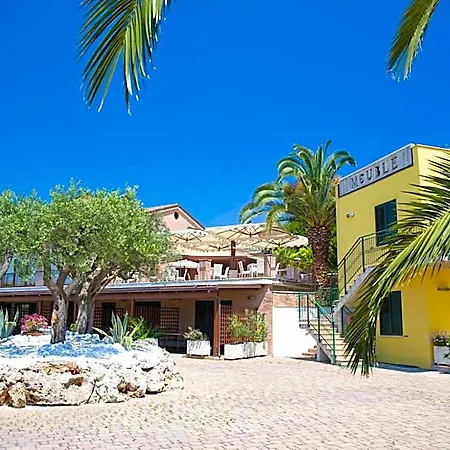 Le Cave 3* Sirolo