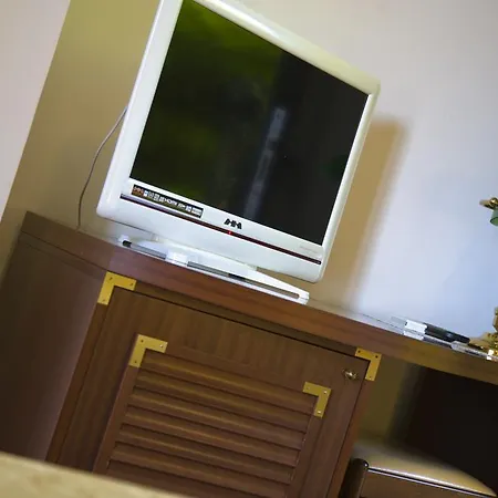 Hotel Le Cave 3*